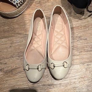 ALDO flats